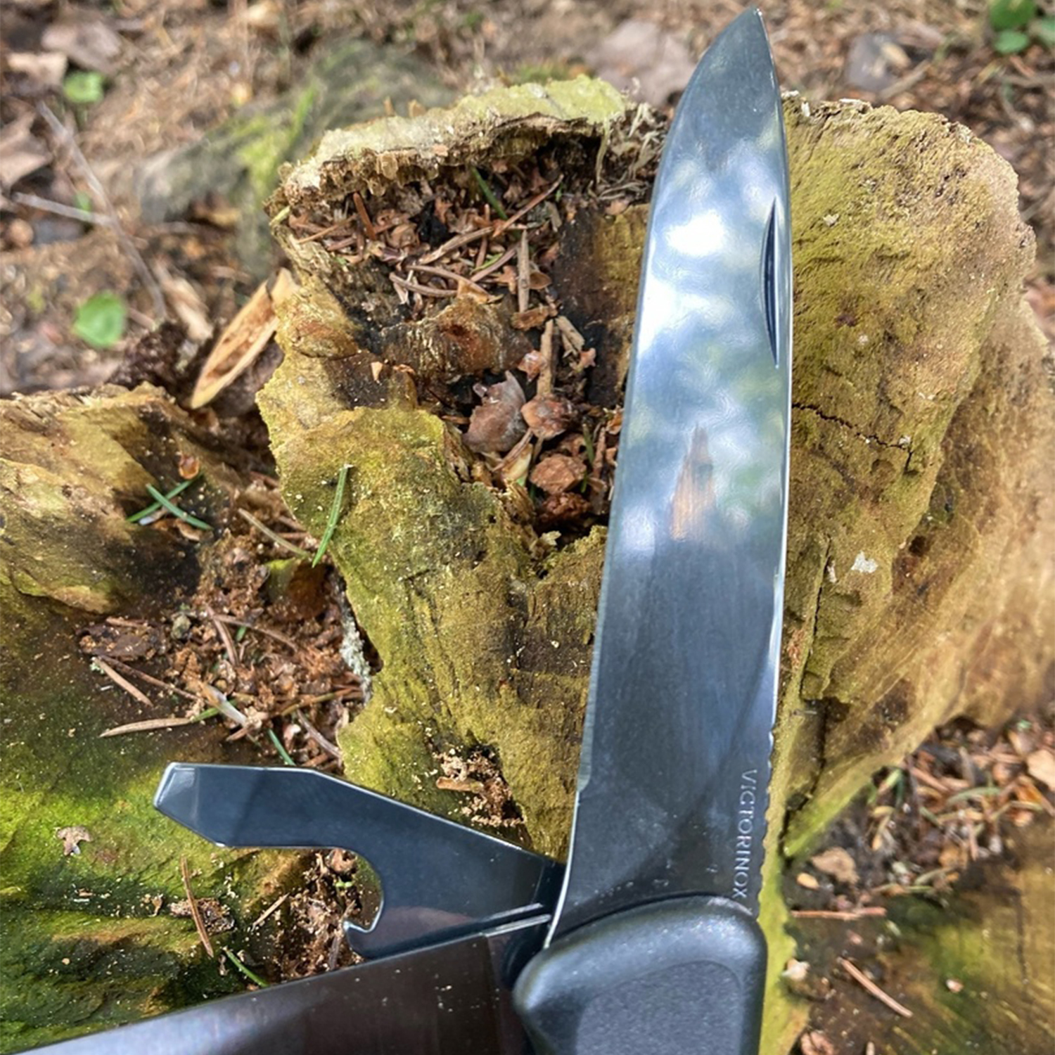 Нож Ranger Grip 55 Onyx Black Victorinox