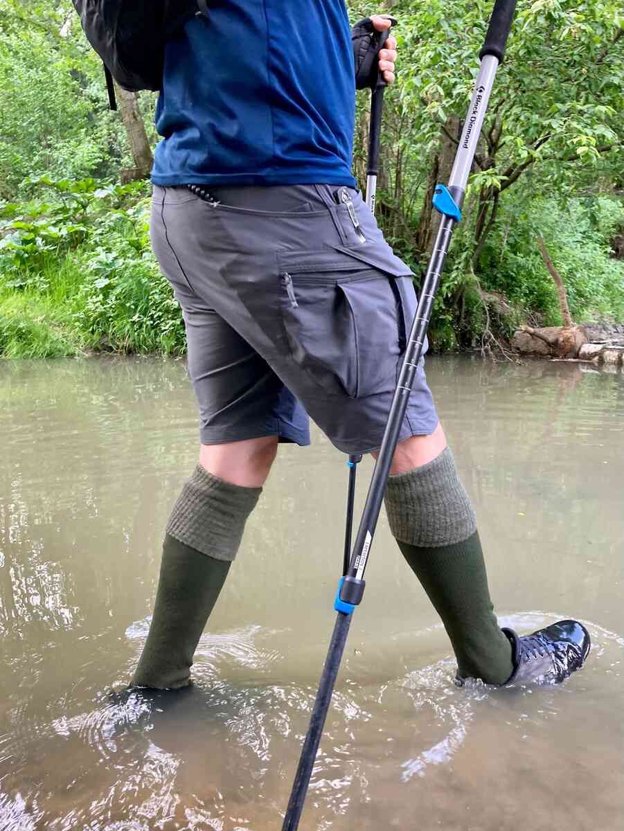 Водонепроницаемые носки SealSkinz в походах Носки SealSkinz для походов в сырую погоду