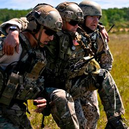 Переломы | Снаряжение и средства для диагностирования и действий по диагнозу военного медика