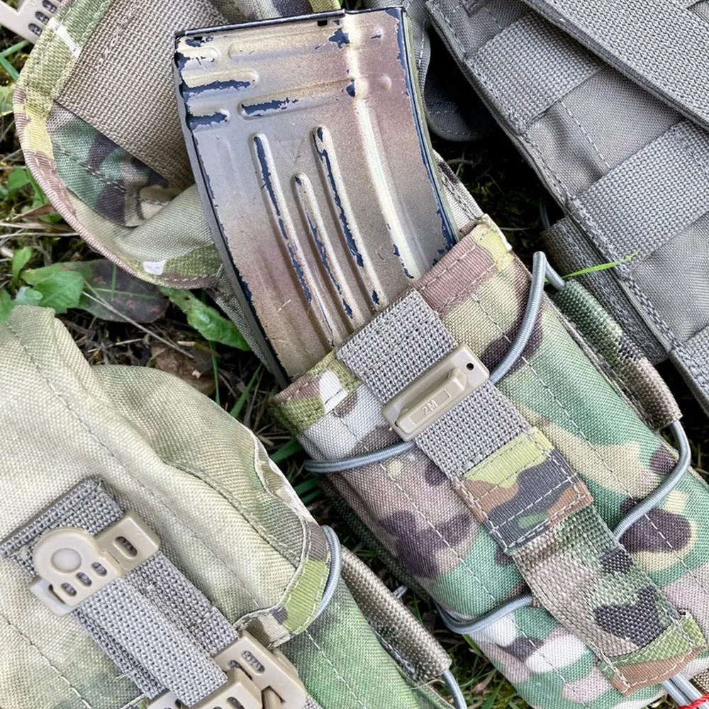 Универсальный подсумок закрытого типа на кнопках под 1 магазин АК 5.45 DESIGN