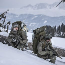 Зимние куртки | Высококлассная зимняя военная одежда