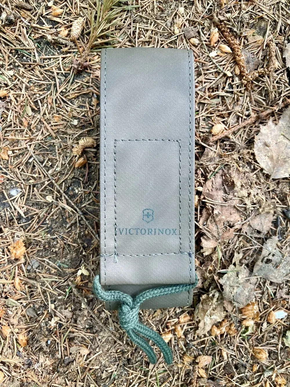 Складной нож Victorinox Hunter Pro M 136 мм — это незаменимый помощник в походе