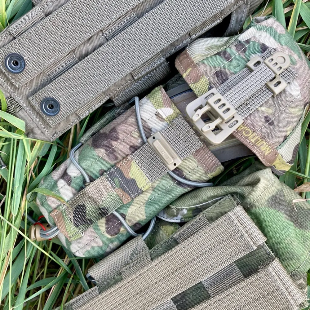 Универсальный подсумок закрытого типа на кнопках под 1 магазин АК 5.45 DESIGN