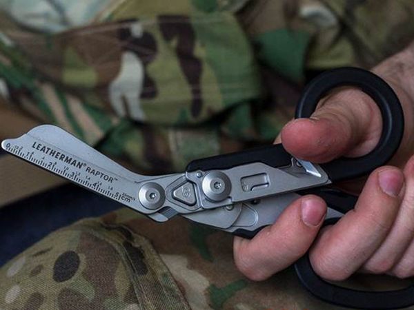 Обзор медицинских ножниц Leatherman Raptor