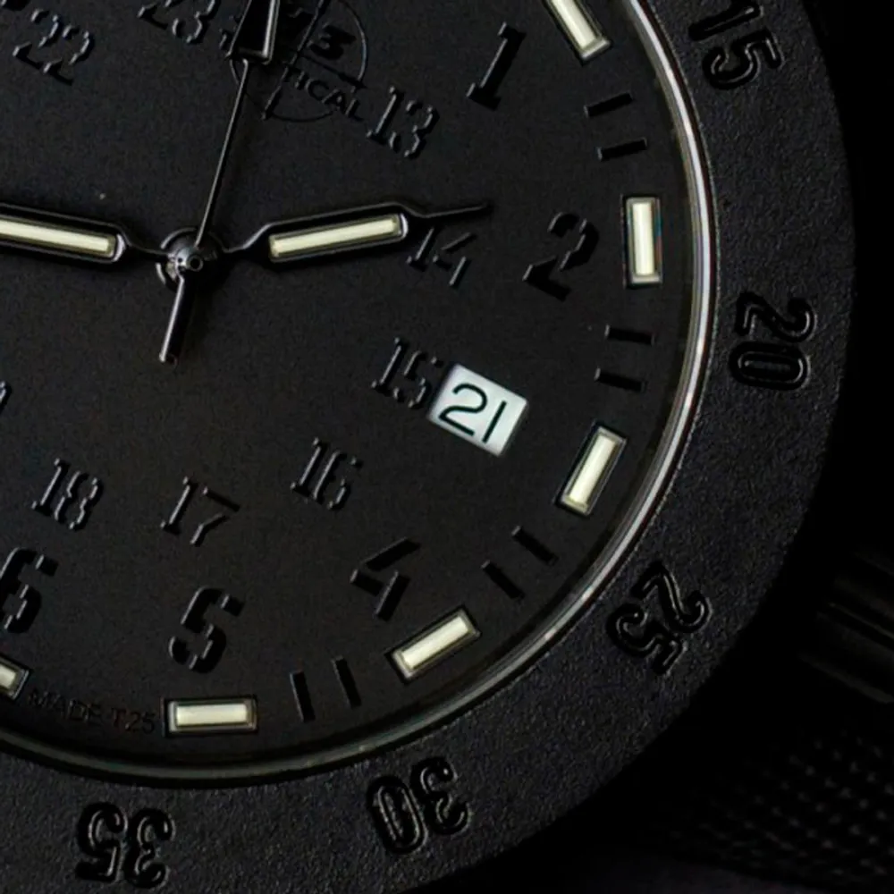 Часы TROOPER CARBON, модель H3.3302.779.3.3 H3TACTICAL (в подарочной упаковке)