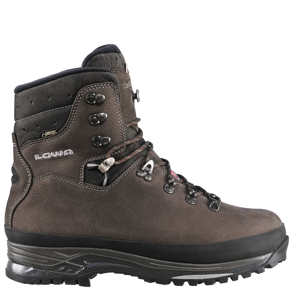 Зимние треккинговые ботинки Tibet Superwarm GTX Lowa
